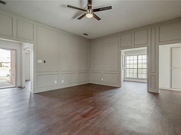 5th image of 426 Northwood Trl