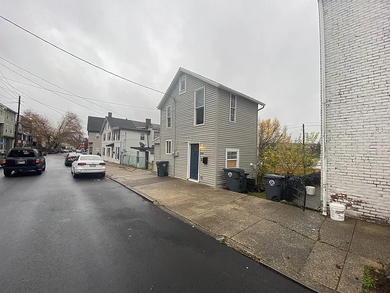 266 S 2nd St — Photo 10