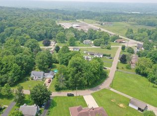 Buena Vis, Hubbard, OH 44425