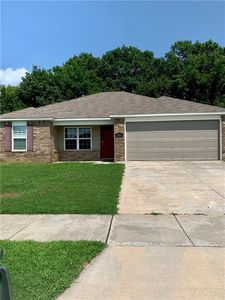 1106 S Spritz Dr, Fayetteville, AR, 72701