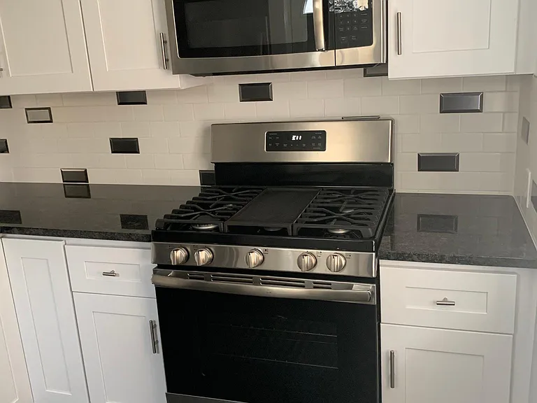 1828 E Hazzard St — Photo 5