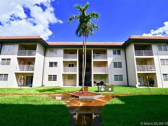 2nd image of 13920 Lake Placid Ct APT B22