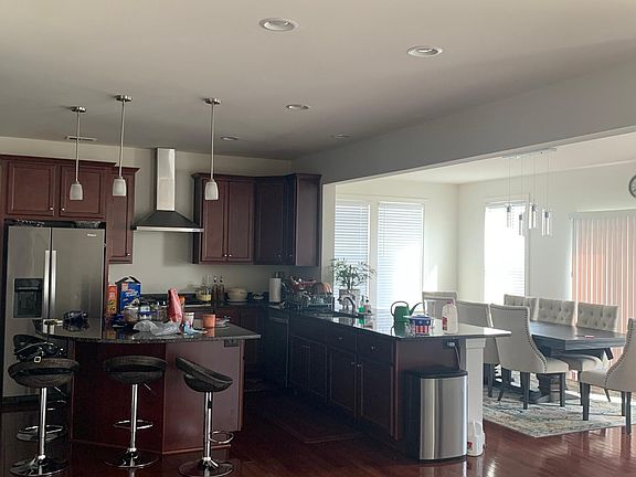 4th image of 221 Upperville Dr