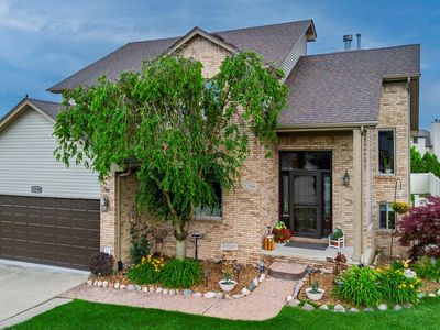 52588 Robins Nest Dr, Chesterfield, MI, 48047