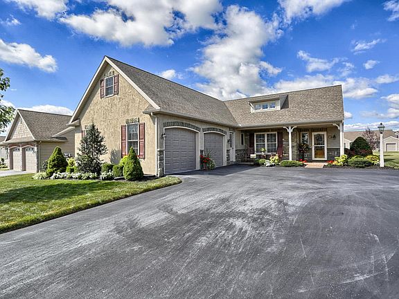 2nd image of 417 Rosewood Dr