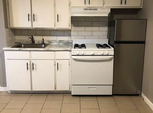 3009 Marcy St #11, Omaha, NE 68105