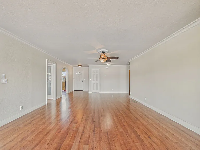 4910 Cabrillo Point — Photo 28