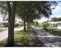 3rd image of 2402 NW 55th St
