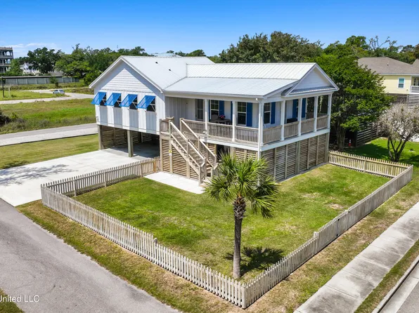 521 Woodward Ave, Gulfport, MS 39501