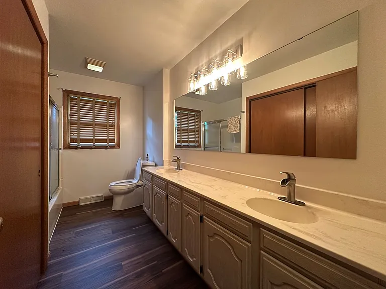 2830 Waubesa Ave — Photo 26