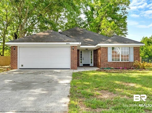 22892 Tree House Ave, Foley, AL 36535