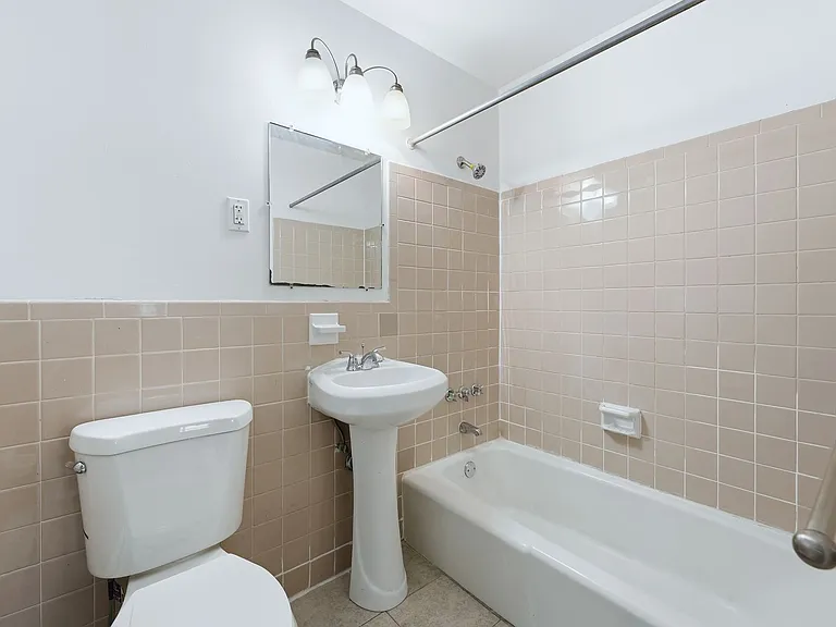 175 Passaic St #20 — Photo 11