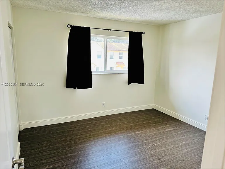 6625 Winfield Blvd #4-D — Photo 20