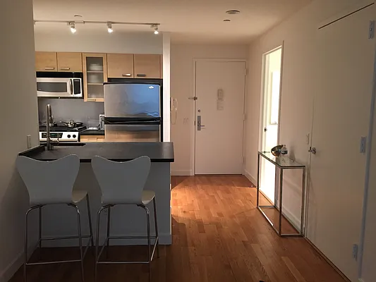 Rented by Waterton Residential New York | media 2