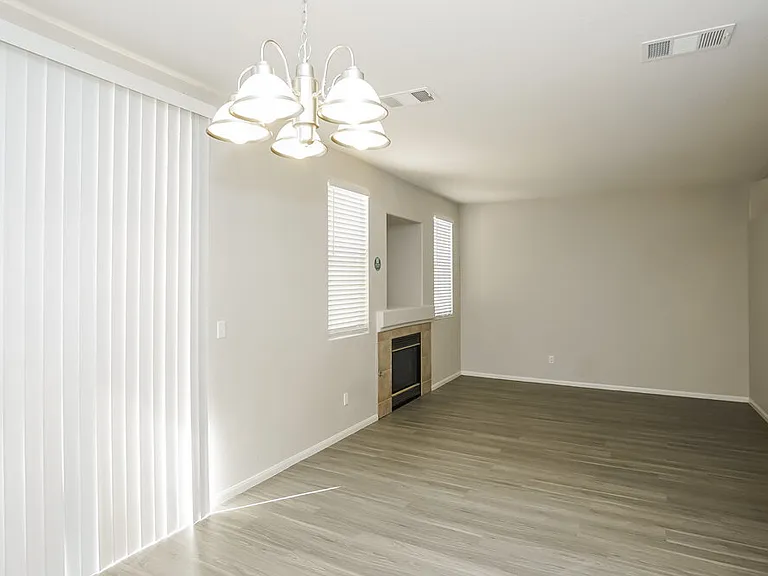 949 Country Skies Ave — Photo 6