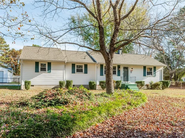 9332 Reams Rd, North Chesterfield, VA 23236