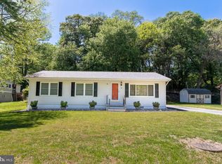 15 Willow Ln, La Plata, MD 20646
