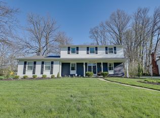 1570 Oakview Dr, Columbus, OH 43235