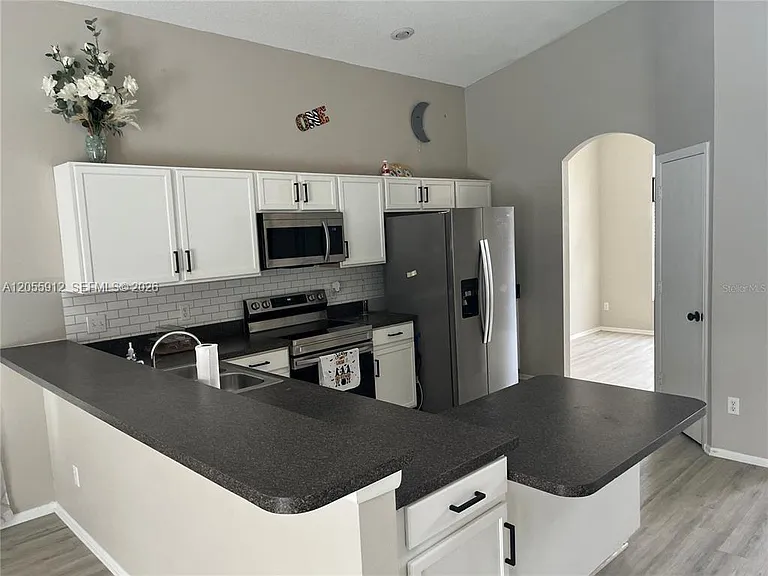 189 Emeraldview Ave — Photo 8