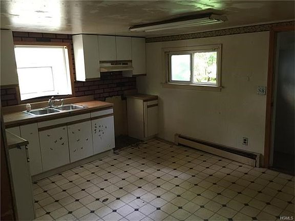 4th image of 145 Frederick St