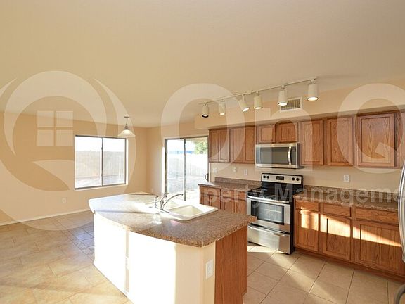 3rd image of 1477 N Frederick Ln