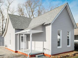42 Cleveland St, Columbus, IN 47201