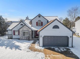 4110 Rolling Meadow Ln, Ypsilanti, MI 48197