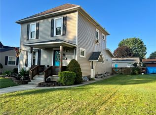 1012 Prospect Ave NW, New Philadelphia, OH 44663