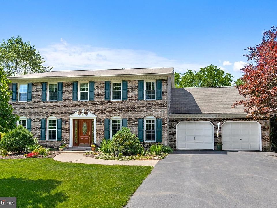 1st image of 76 Harvey Dr