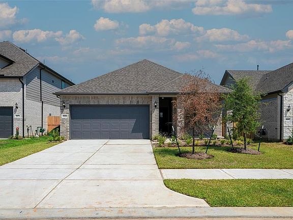 3rd image of 26883 Ausmas Ln