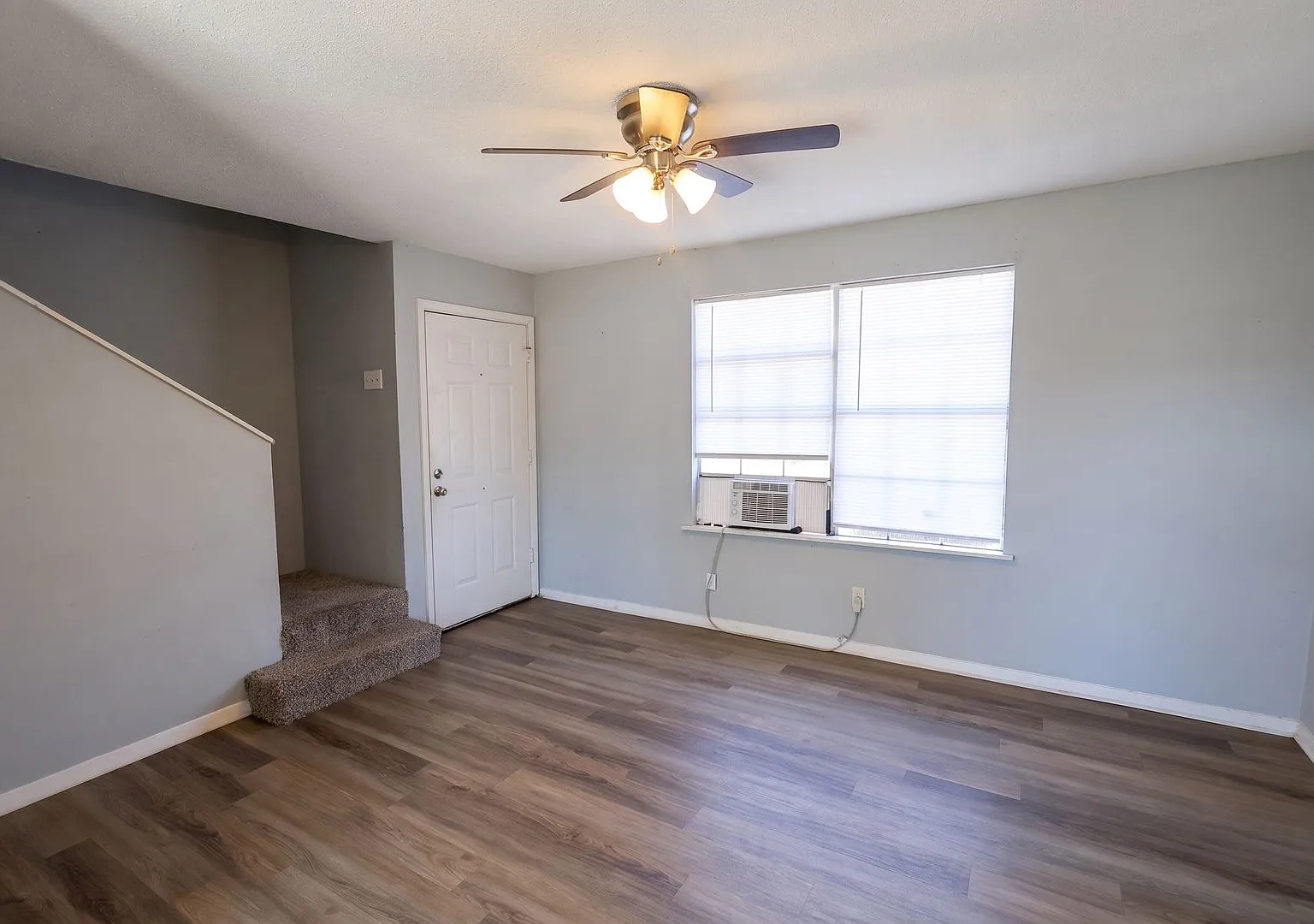 Stonewall, LA - For Rent - 1 bed 1 bath Apartment! — Photo 2