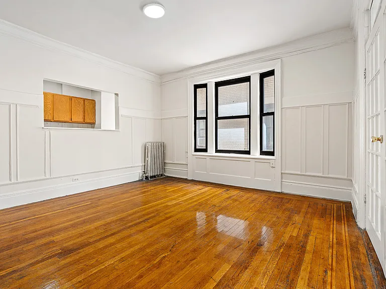 55 Tiemann Pl #33 — Photo 8