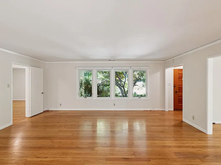 970 Palo Alto Ave — Photo 19