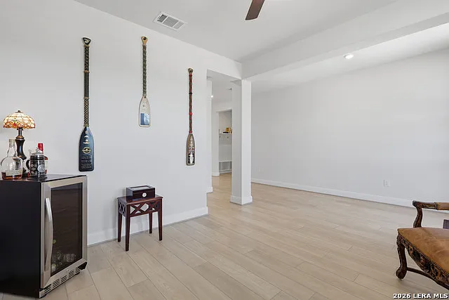 14827 Mapleton Hl — Photo 6