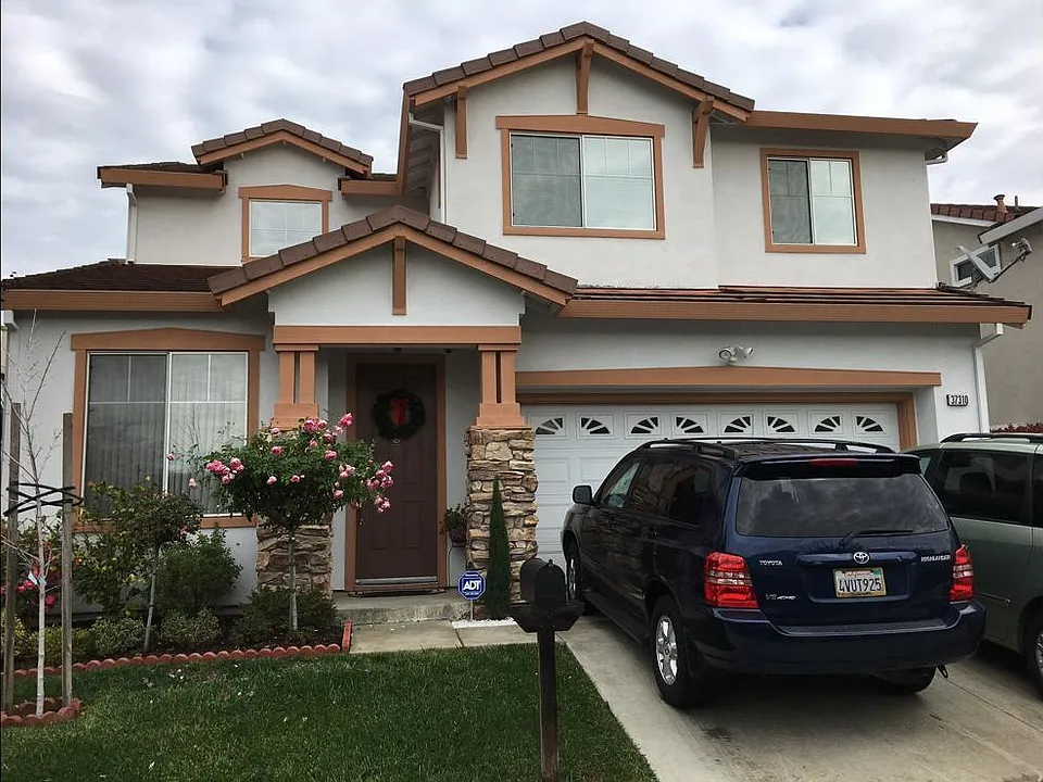 37310 Lantana Cmn