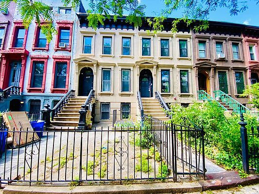 1st image of 313 Macon St APT 1