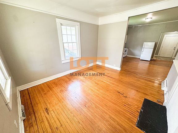 4th image of 326 Ligon St