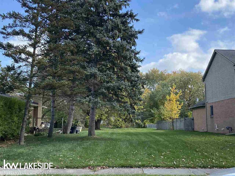 1st image of 29914 Maison St