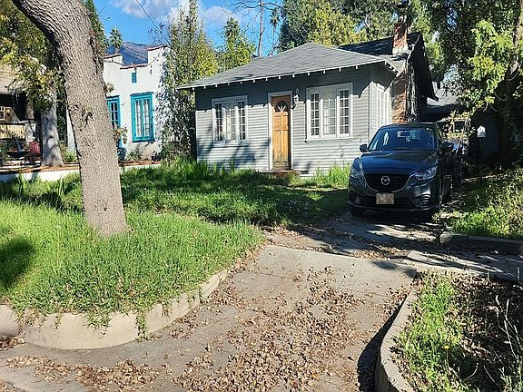 2nd image of 1464 N Wilson Ave