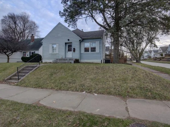 1802 18th Ave, Moline, IL 61265