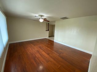 1410 W Wren Dr, Visalia, CA