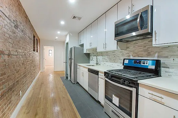 Rented by Bryan L Rozencwaig, LREB | media 13