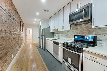 Rented by Bryan L Rozencwaig, LREB