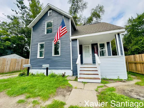 1326 Cameron St, Kalamazoo, MI 49001
