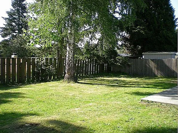 2411 138th Ave SE — Photo 16