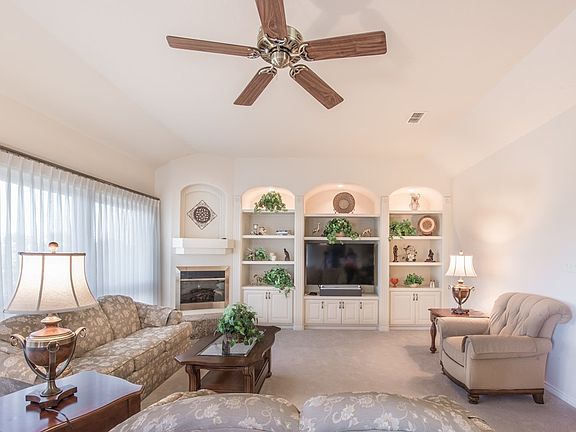 4th image of 505 Sumack Dr W