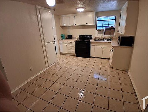 4th image of 1813 Lariet Ln
