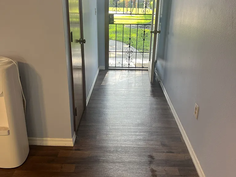 1137 Indiana Ave — Photo 6