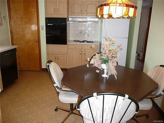 4th image of 114 Jane Dr