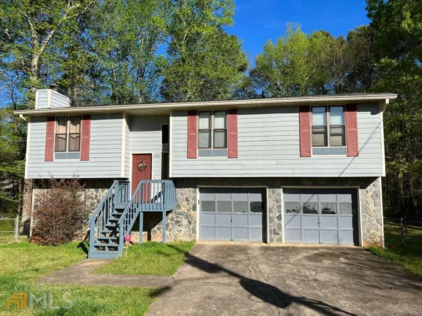 2096 Chestnut Log Cir, Lithia Springs, GA 30122